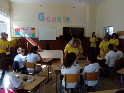 Вълнения преди изявата - ОУ Васил Левски - Преселенци